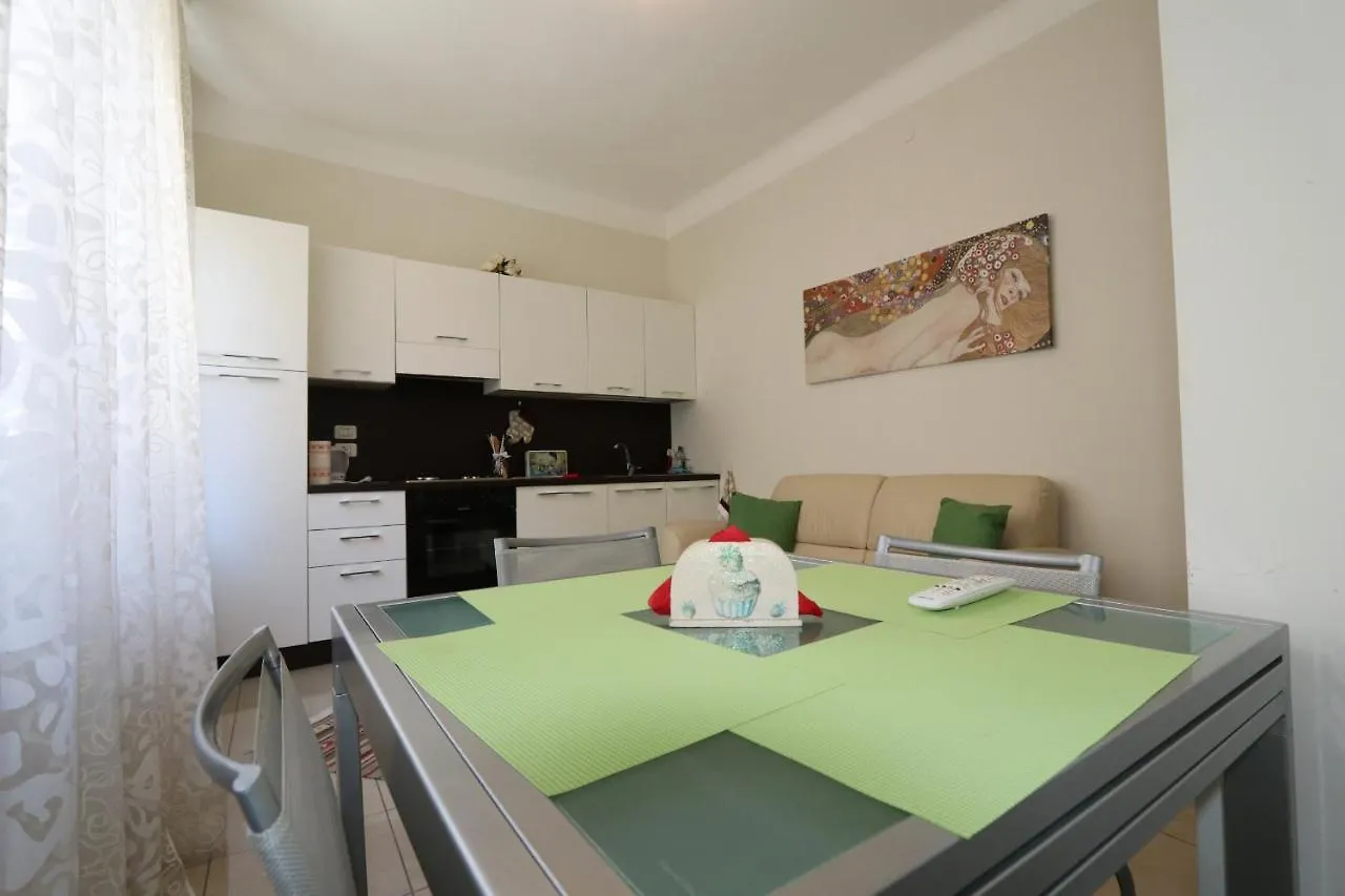 La Casa Del Sole Sanremo Apartment