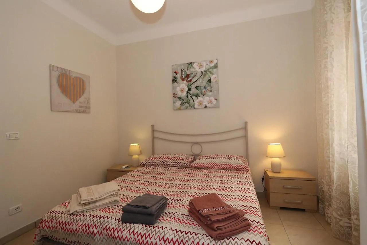 La Casa Del Sole Sanremo Apartment Italy
